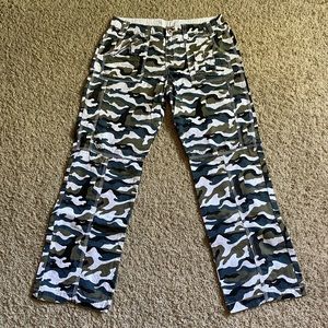 Monroe & Main Blue Camo Cargo Style Pants- Size 12